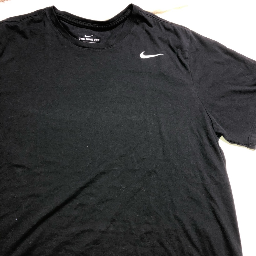 Black Nike Mens Tee Shirt - Picture 4 of 8